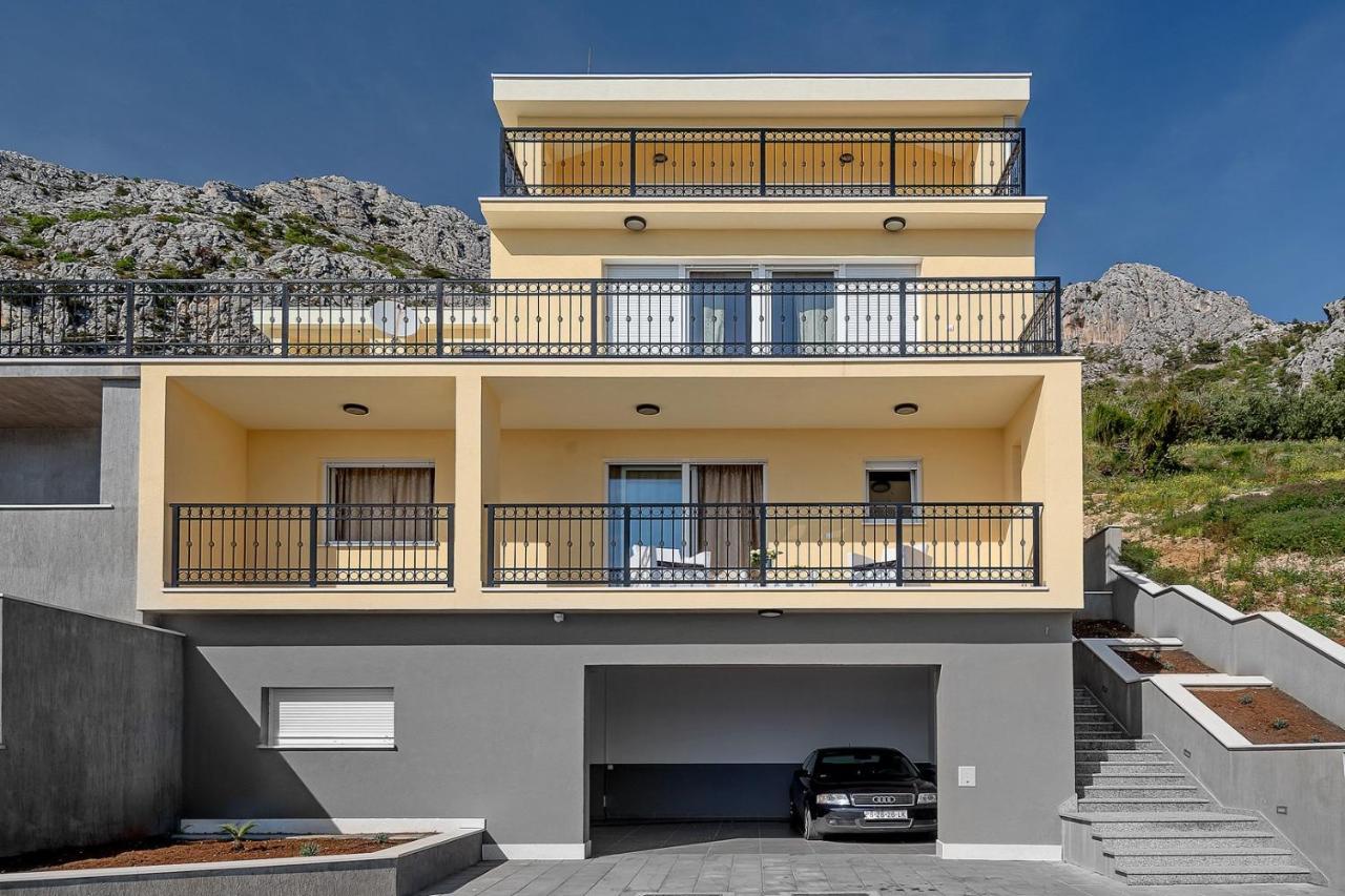 Villa Sun Palace with luxury 5 bedroom villa&amazing panoramic sea views Mimice Esterno foto