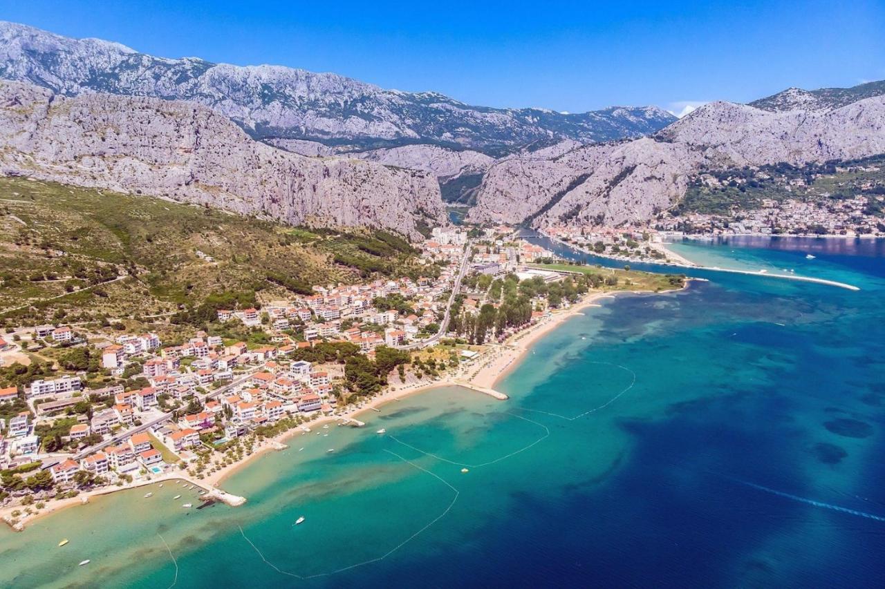 Villa Sun Palace with luxury 5 bedroom villa&amazing panoramic sea views Mimice Esterno foto